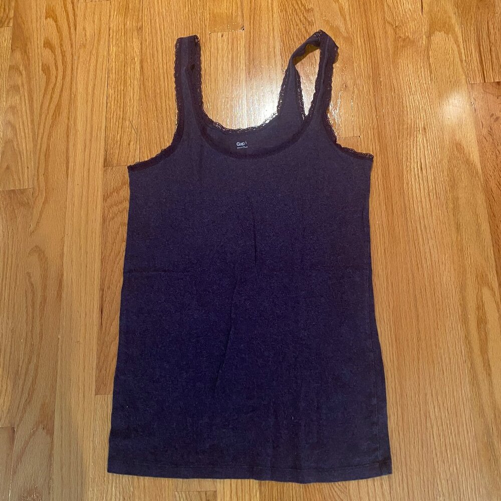 GAP purple tank top or camisole, Size L
